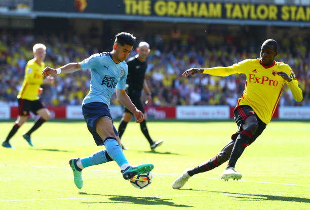 而他也在不 而他也在不