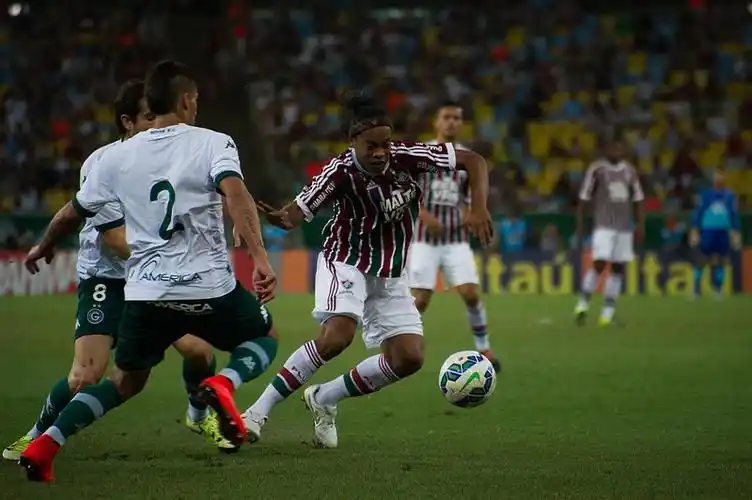 人眼前一亮 人眼前一亮